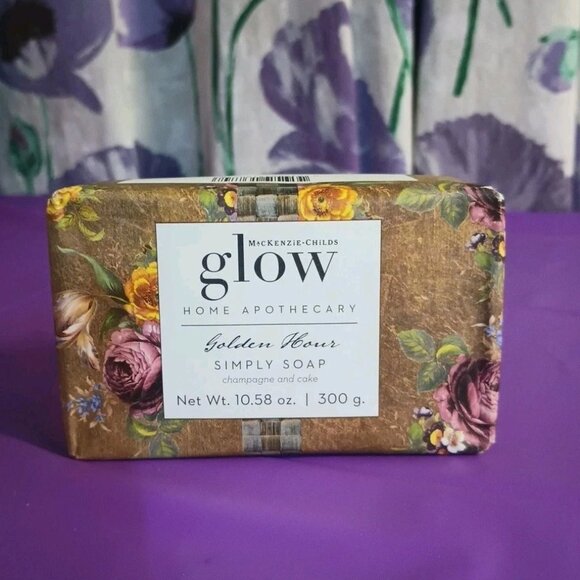 Mackenzie Childs Glow Champagne and Cake Simply Soap 10.58oz - Picture 1 of 3